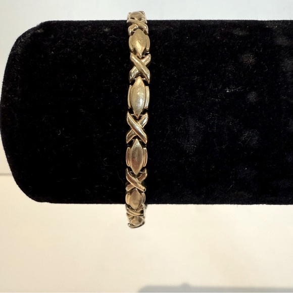 14k Italian Elegant Gold XO Women´s Bracelet